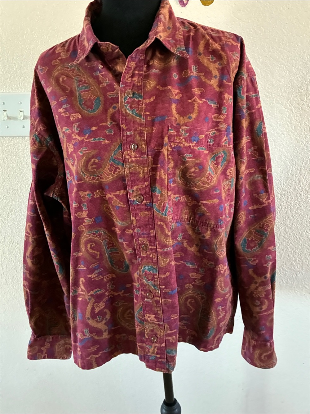 CHAPS Ralph Lauren Paisley Button‑Up Shirt – Size L